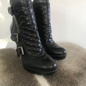 Nine West black booties